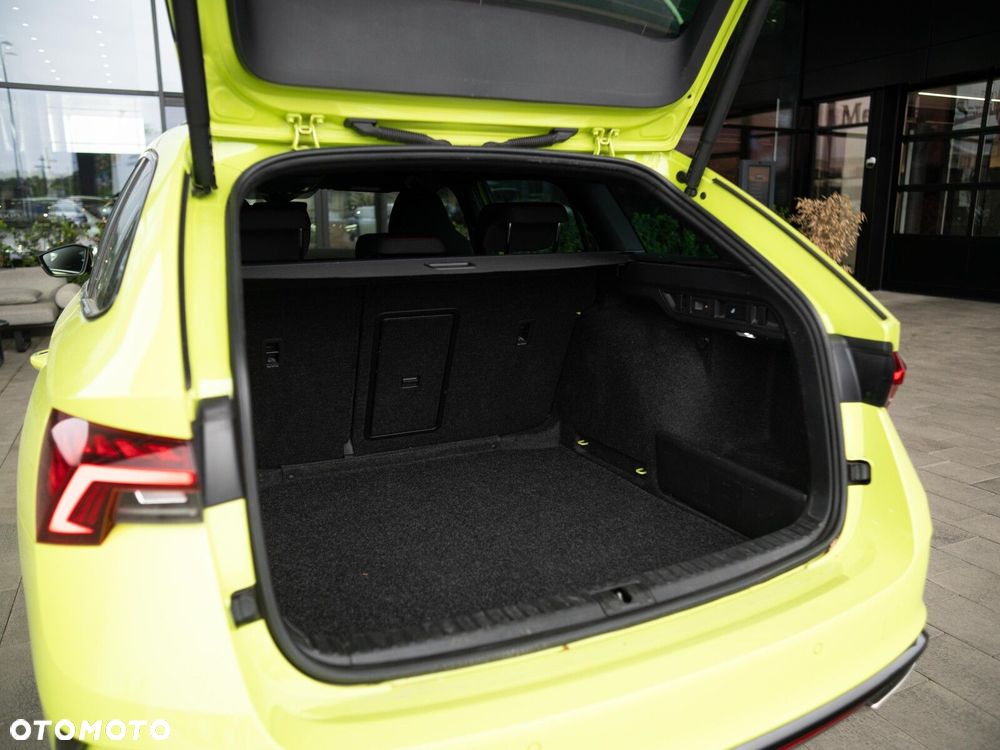 Skoda Octavia 2.0 TDI RS DSG - 35