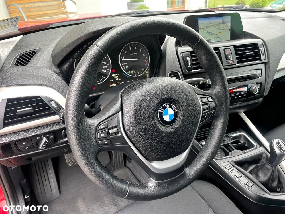 BMW Seria 1 116i Sport Line - 23
