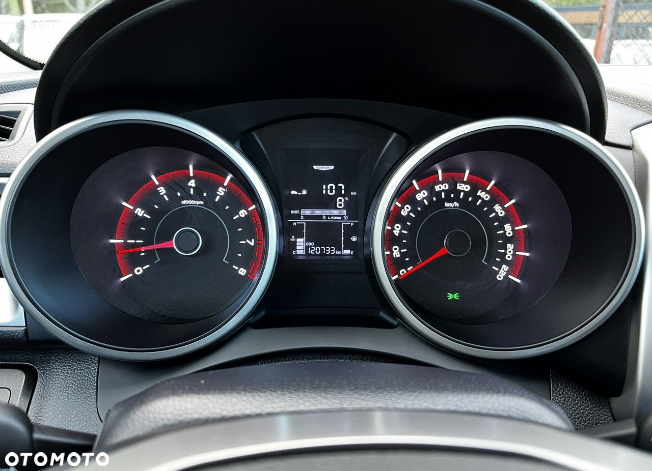 SsangYong/KGM Tivoli - 23