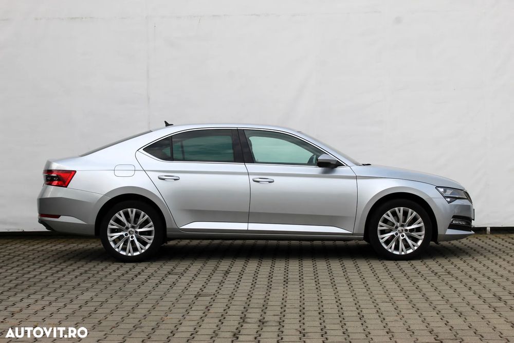 Skoda Superb 2.0 TDI DSG Style - 7