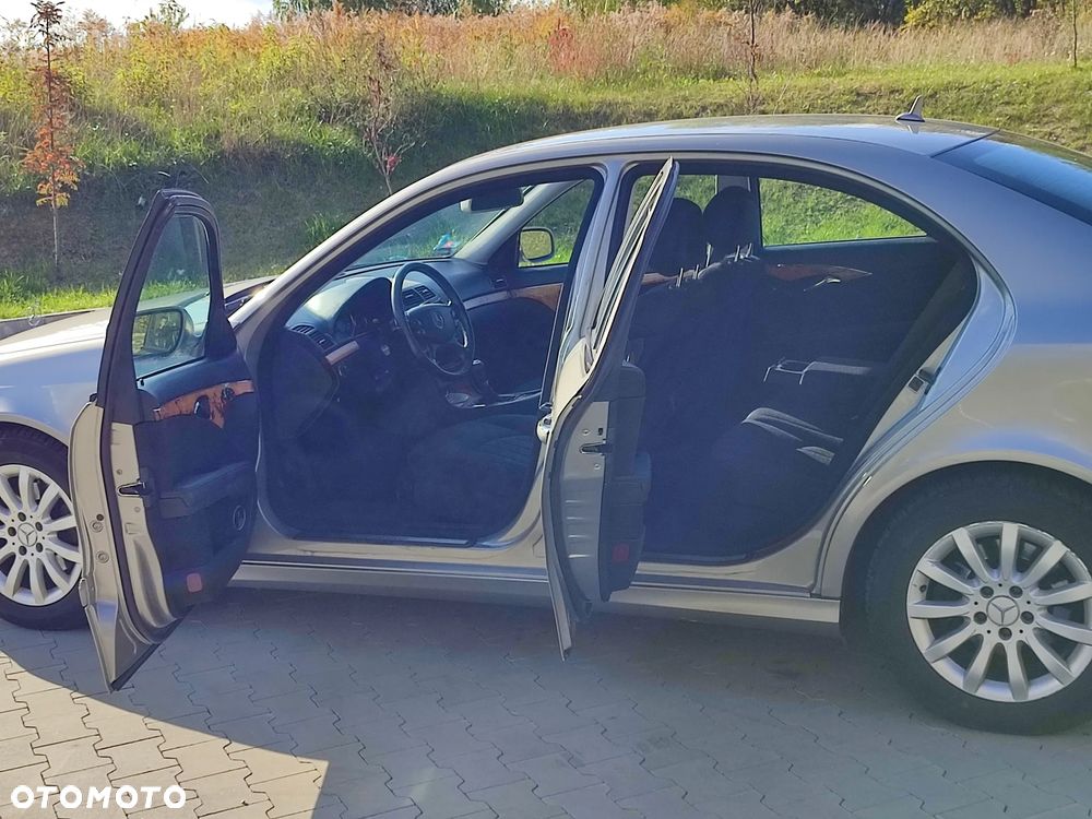 Mercedes-Benz Klasa E 220 CDI Elegance - 9