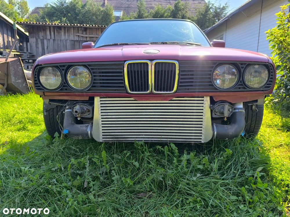 BMW Seria 3 320i - 16
