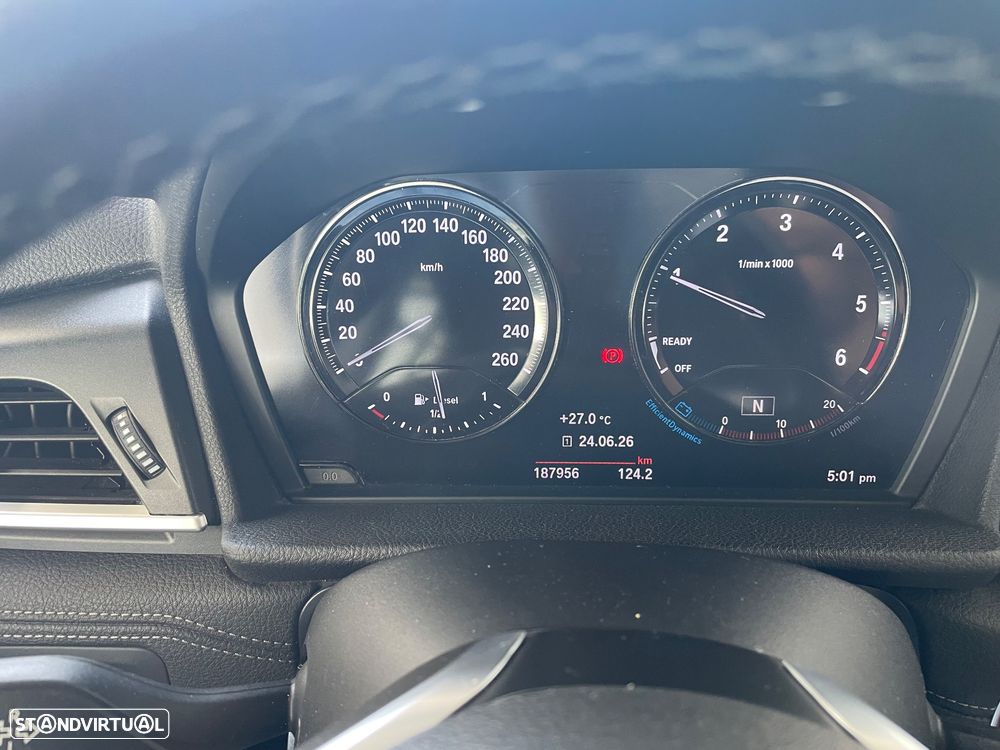 BMW 218 Active Tourer d - 2