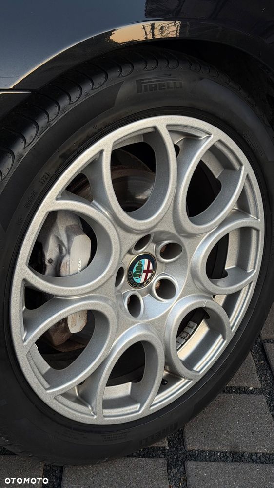 Alfa Romeo 159 1.9 JTDM 16V DPF Distinctive - 8