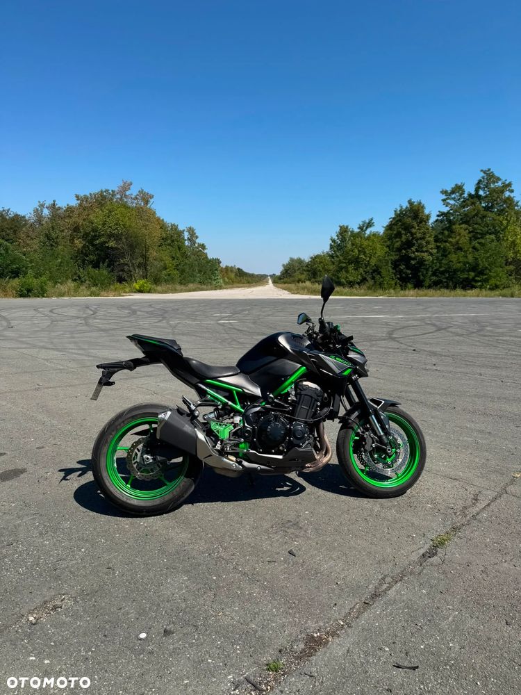 Kawasaki Z 900 - 16