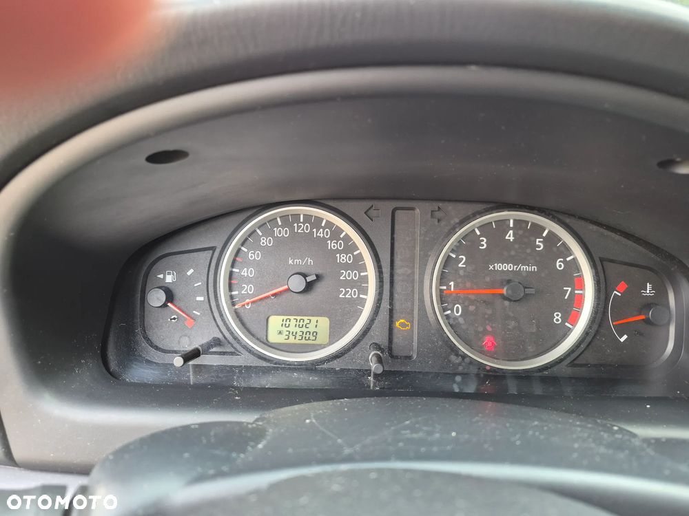 Nissan Almera 1.8 Tekna - 5