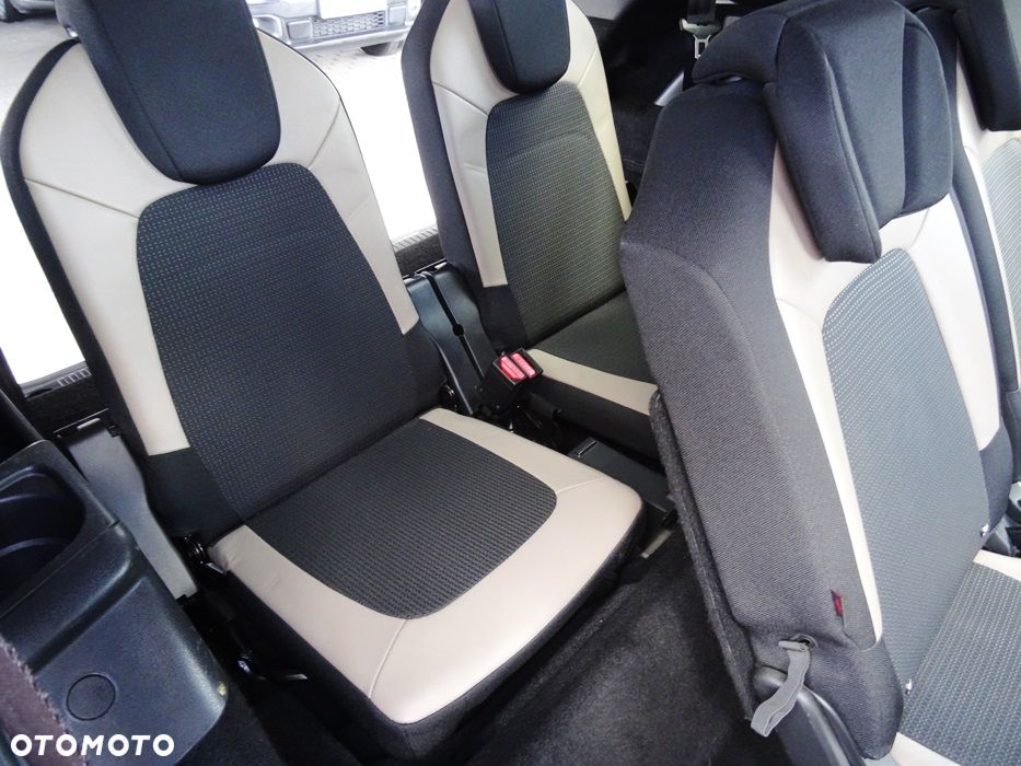 Citroën C4 Picasso 1.6 THP Exclusive - 23