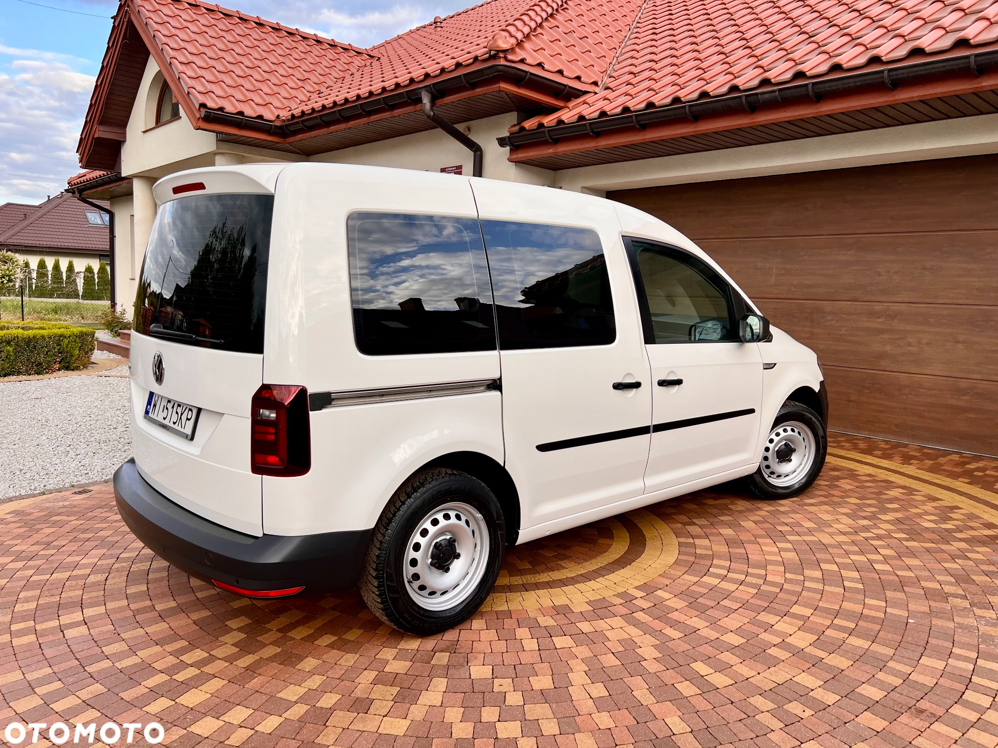 Volkswagen Caddy 2.0 TDI Comfortline - 29