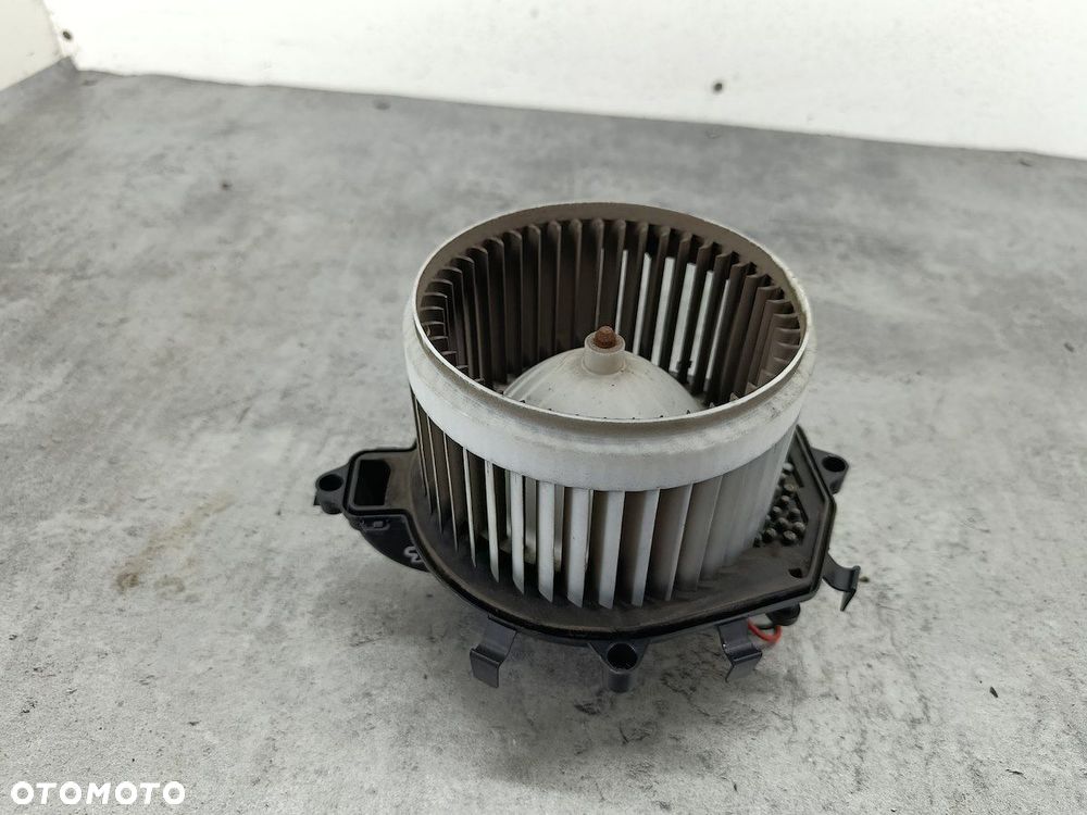 WENTYLATOR NAWIEWU CITROEN C4 GRAND PICASSO I 9654652480  F011500015 - 8