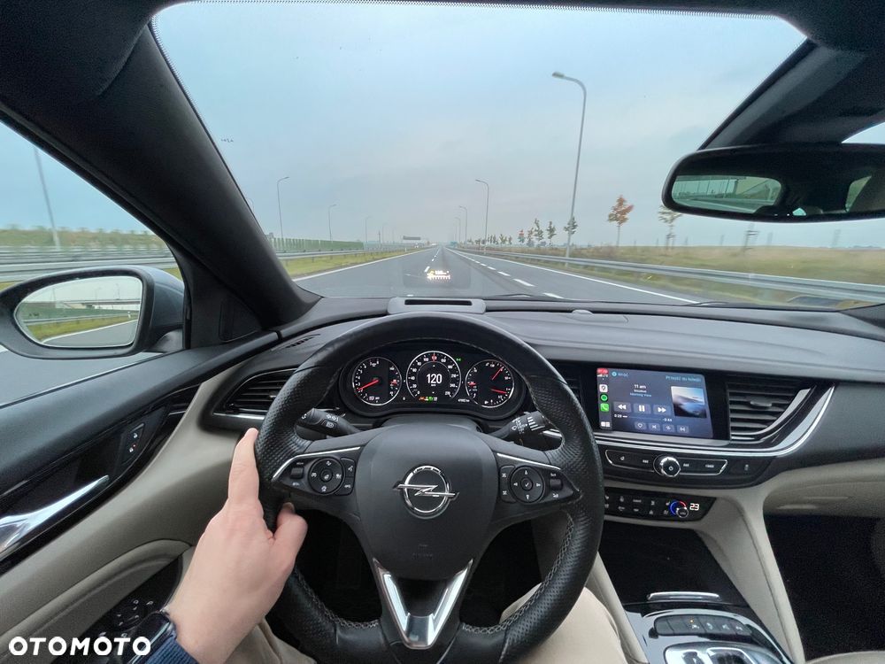 Opel Insignia 1.5 T Elite S&S - 8