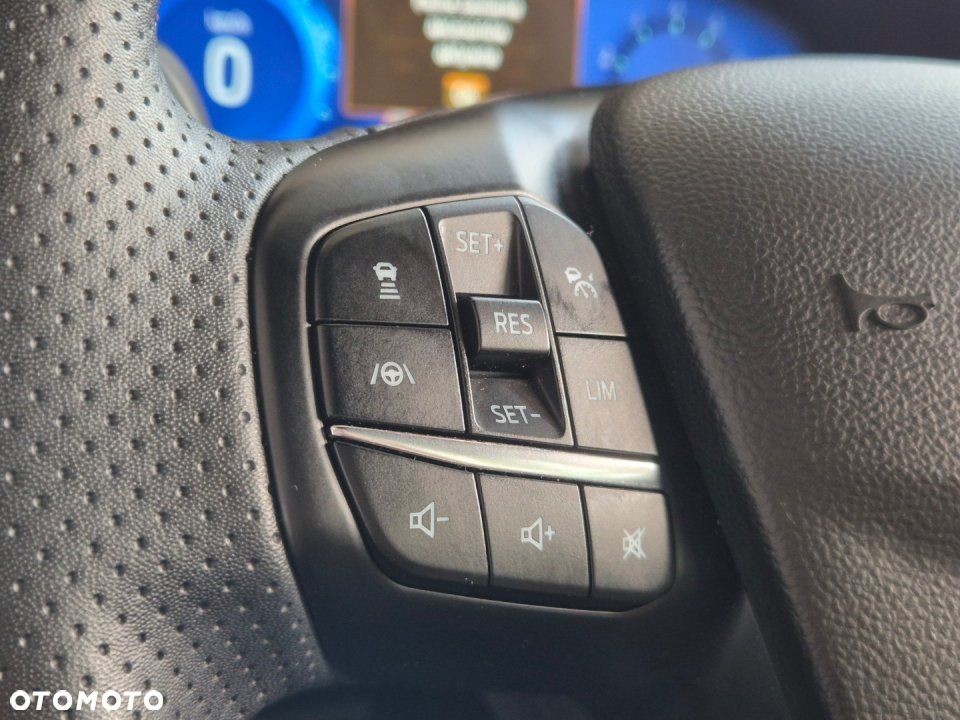 Ford Focus - 22