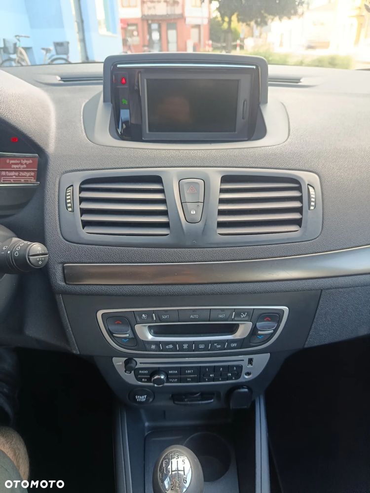 Renault Megane - 11