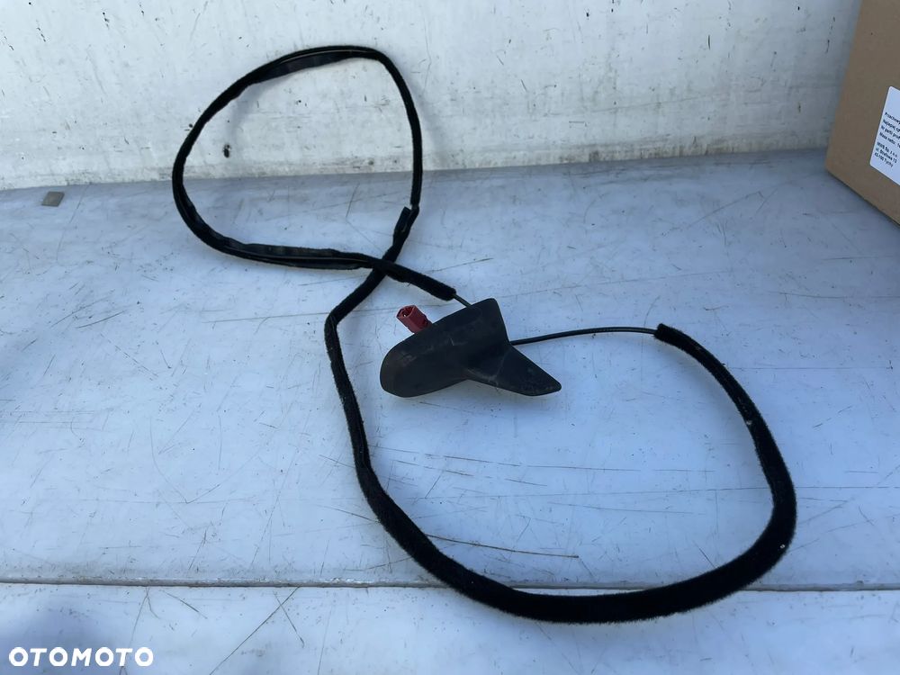 ANTENA DACHOWA AUDI A3 8P 8P0035503J - 1