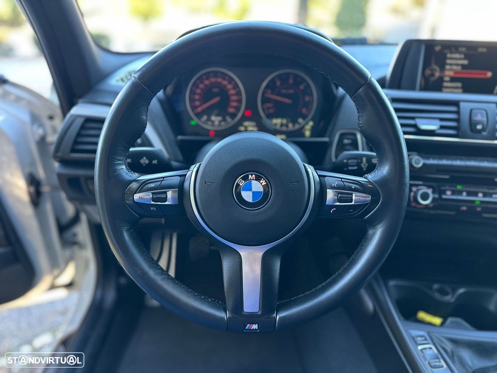 BMW 116 d Pack M - 8