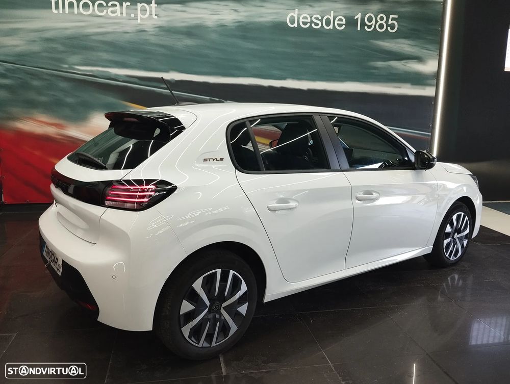 Peugeot 208 1.2 PureTech SE Style - 5
