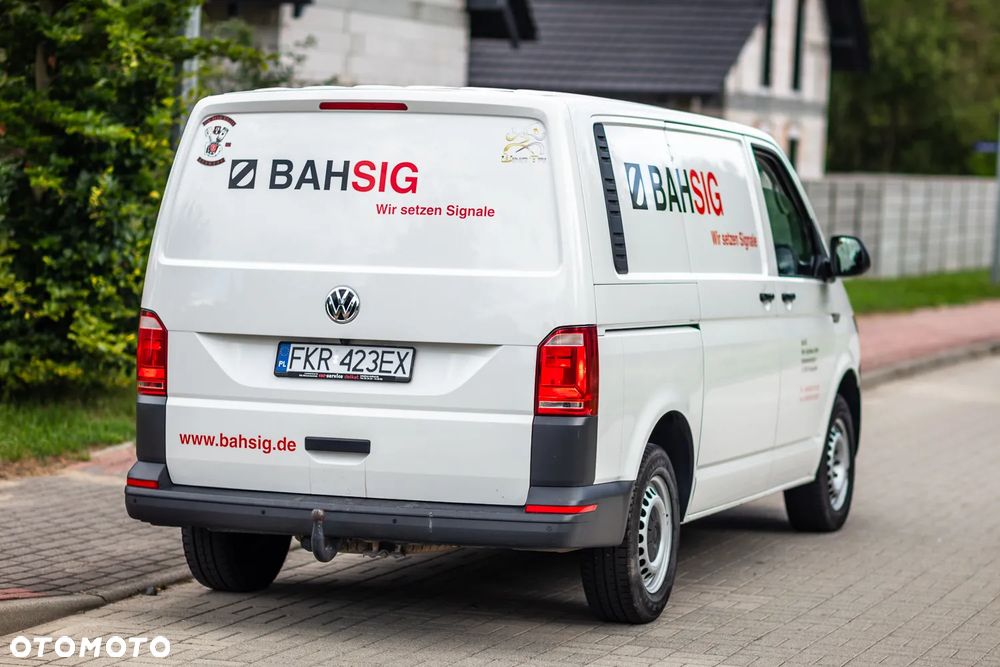 Volkswagen T6 Transporter - 12