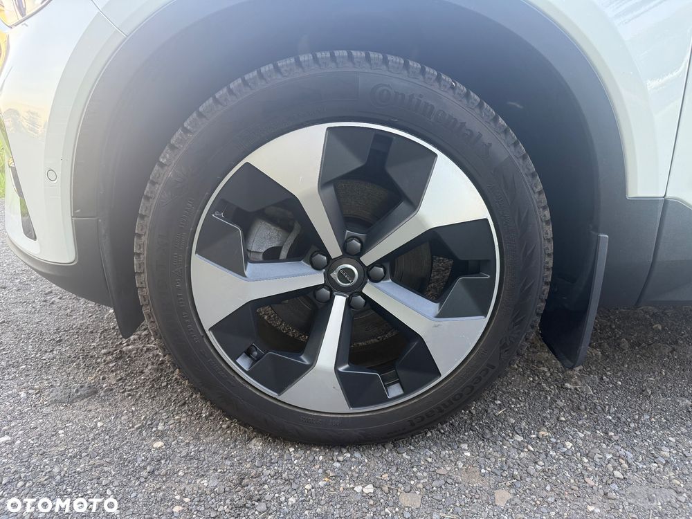 Volvo XC 40 B5 B AWD Ultimate Dark - 23