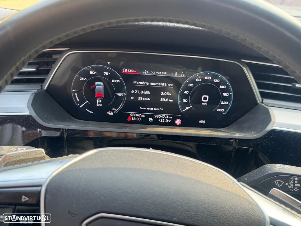 Audi e-tron 50 quattro S line - 13