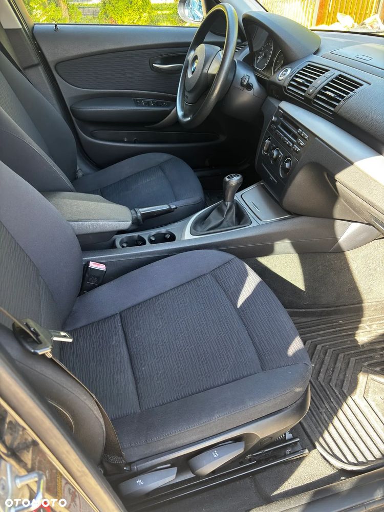 BMW Seria 1 118i - 8