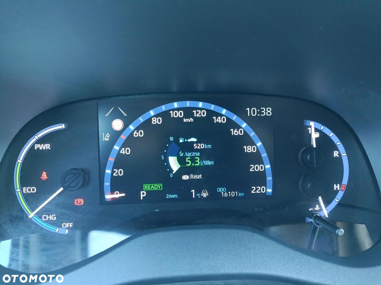 Toyota Yaris Cross - 18