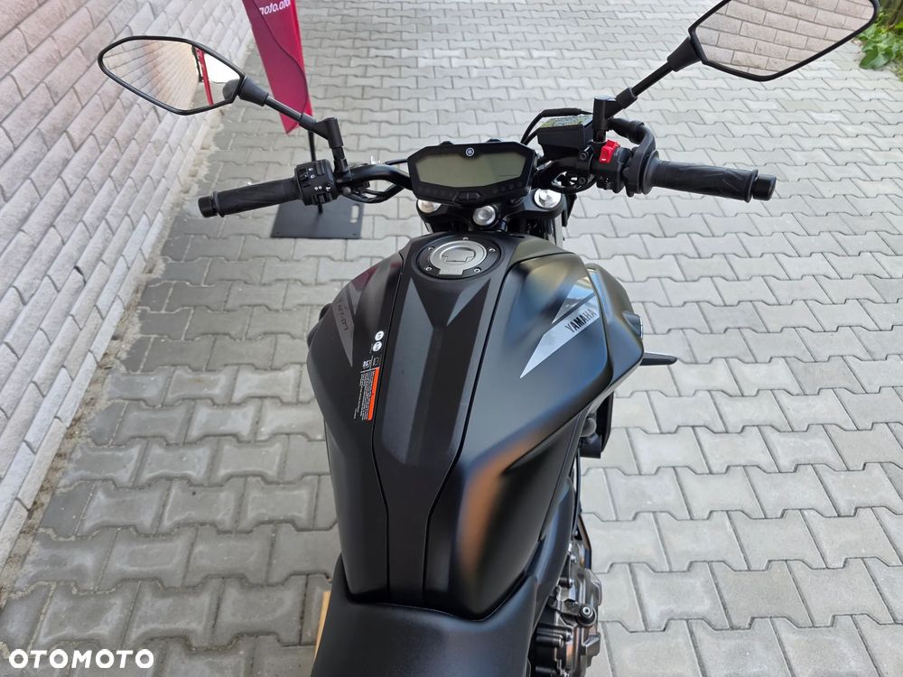 Yamaha MT - 5