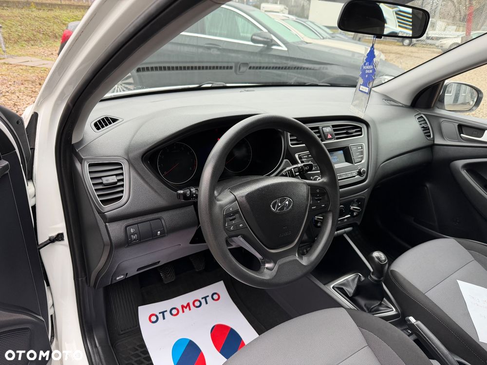 Hyundai i20 1.2 Classic Plus - 11