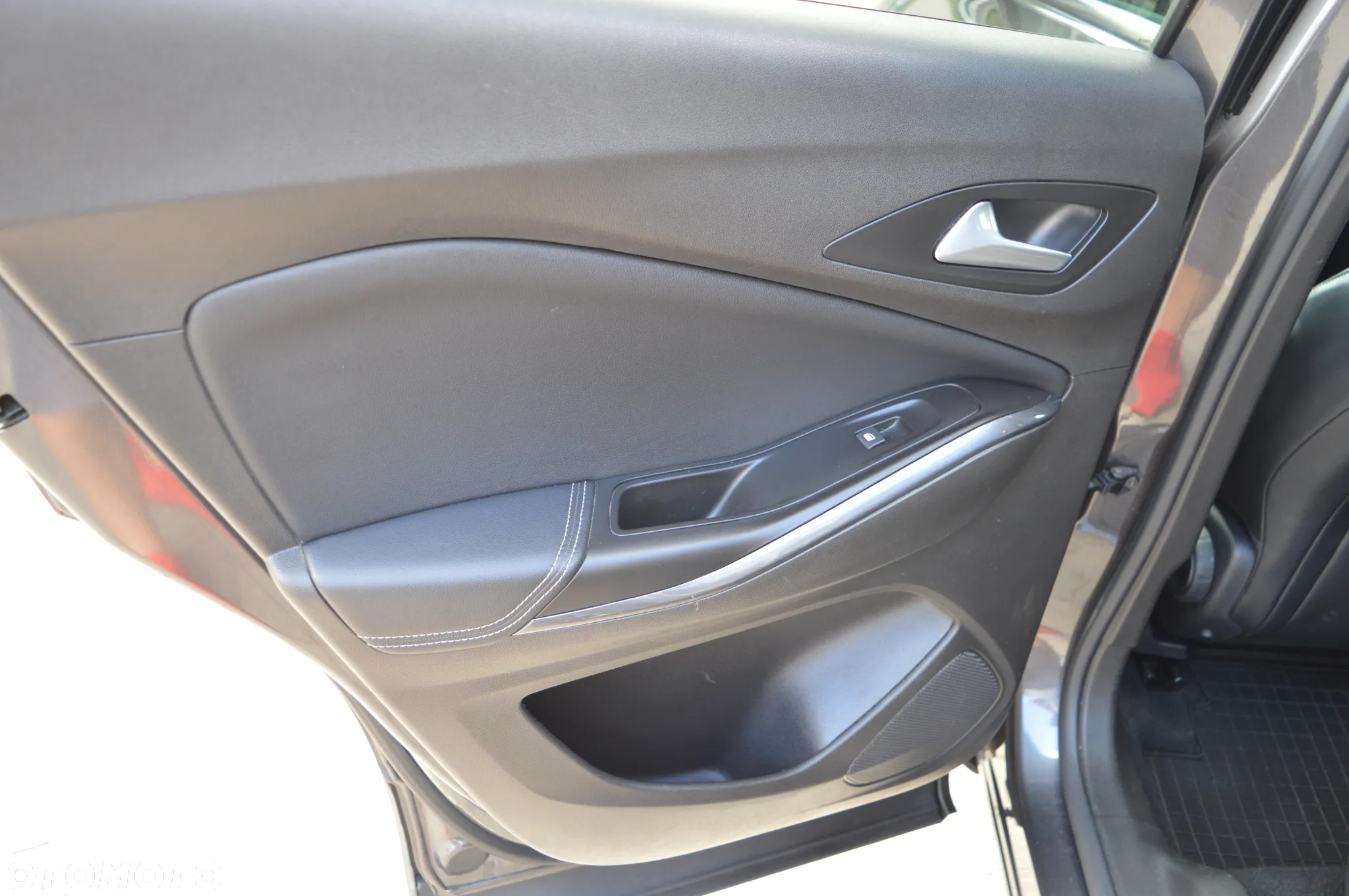 Opel Grandland X 1.2 Start/Stop Business INNOVATION - 14