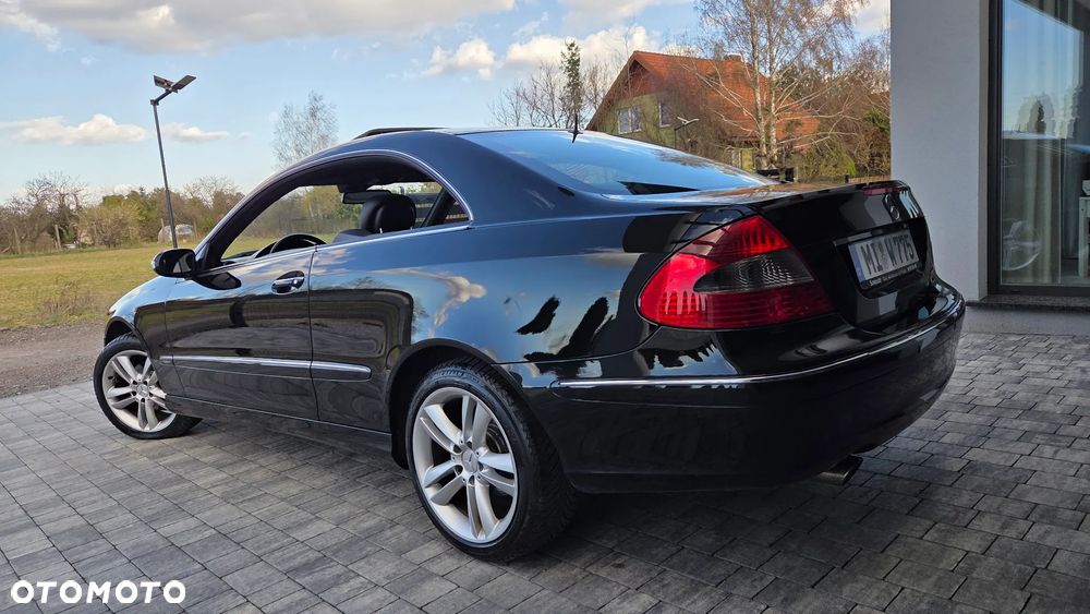 Mercedes-Benz CLK - 29