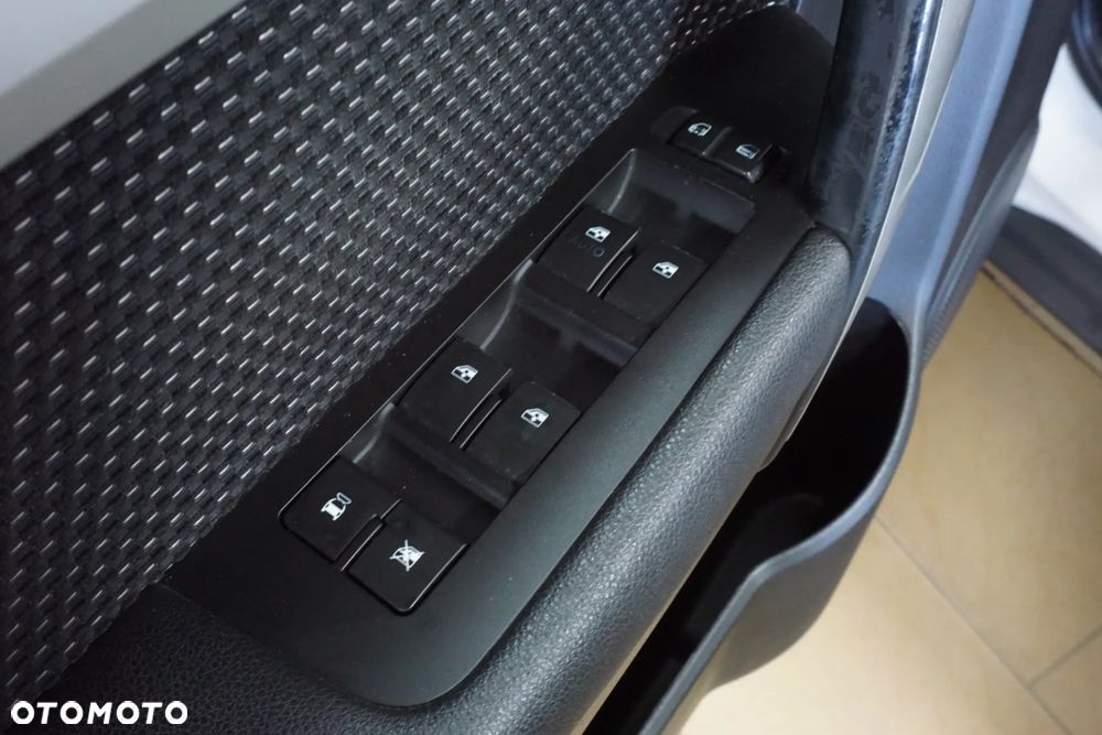 Chevrolet Captiva 2.2 2WD LT+ - 37