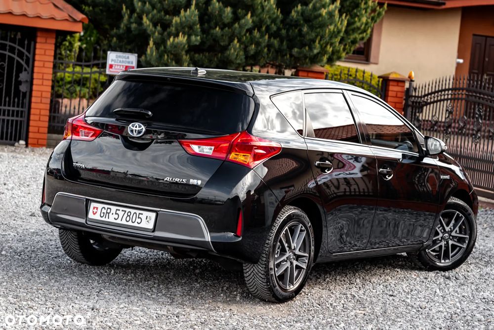 Toyota Auris - 10