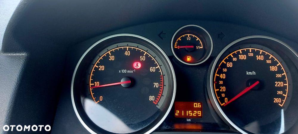 Opel Astra 1.6 Design Edition - 23