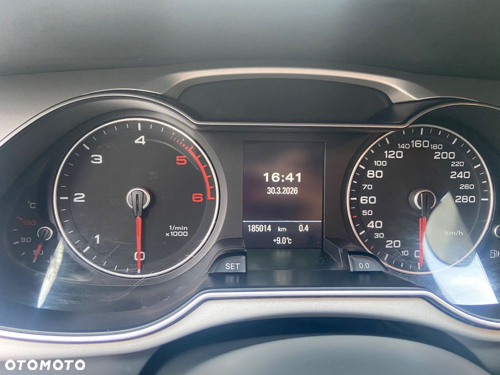 Audi A4 Avant 2.0 TDI DPF clean diesel multitronic Ambiente - 13