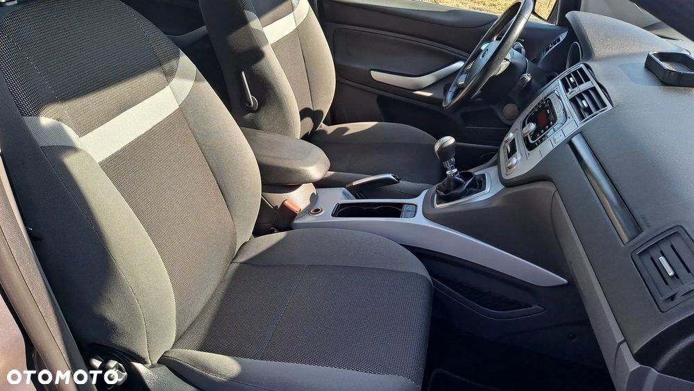 Ford Kuga 2.0 TDCi 4x4 Champions Edition - 21