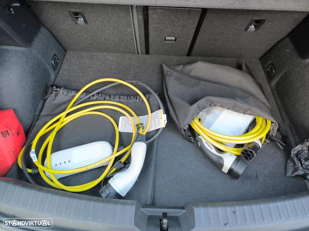 Cupra Leon 1.4 e-Hybrid (180 kW System) VZ - 21