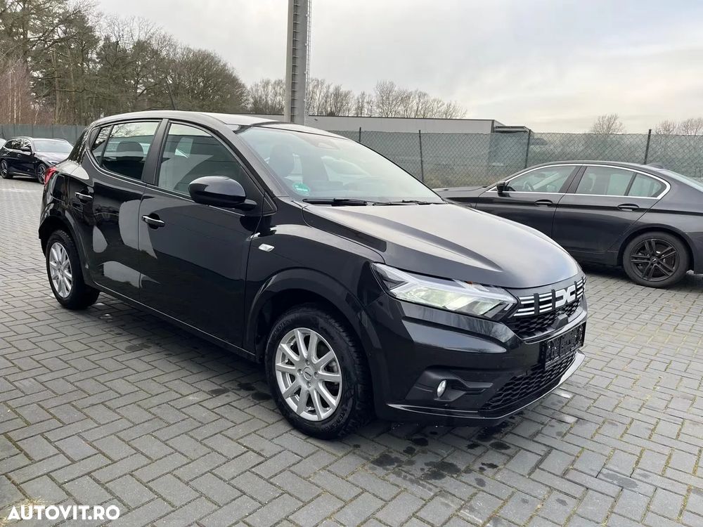 Dacia Sandero - 5
