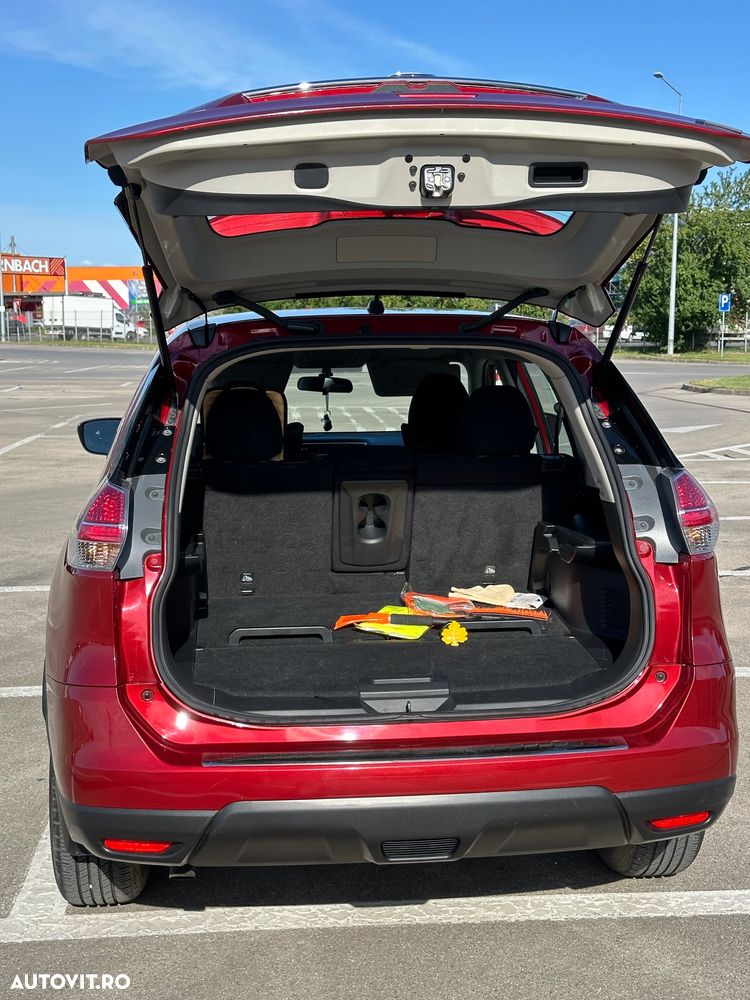 Nissan Rogue - 16