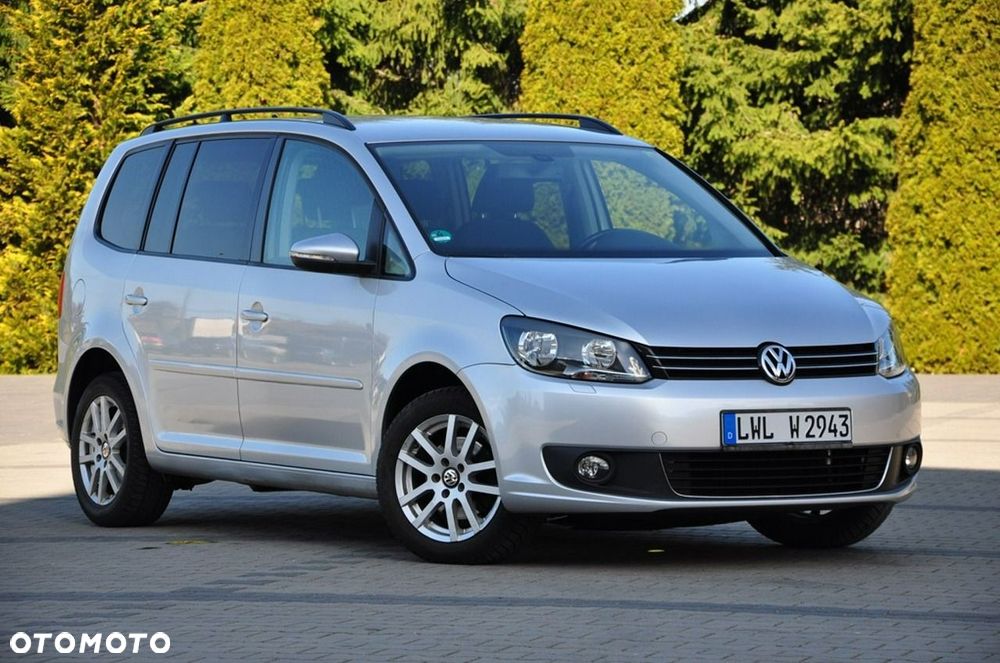 Volkswagen Touran - 10