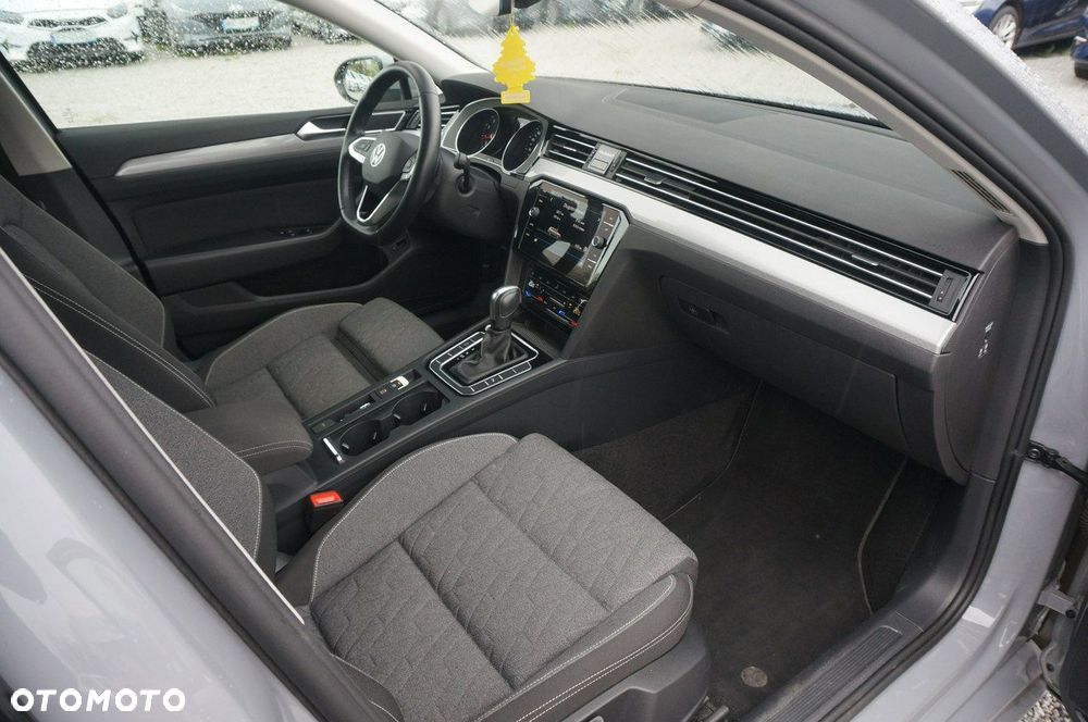 Volkswagen Passat Variant 1.5 TSI EVO Business DSG - 28