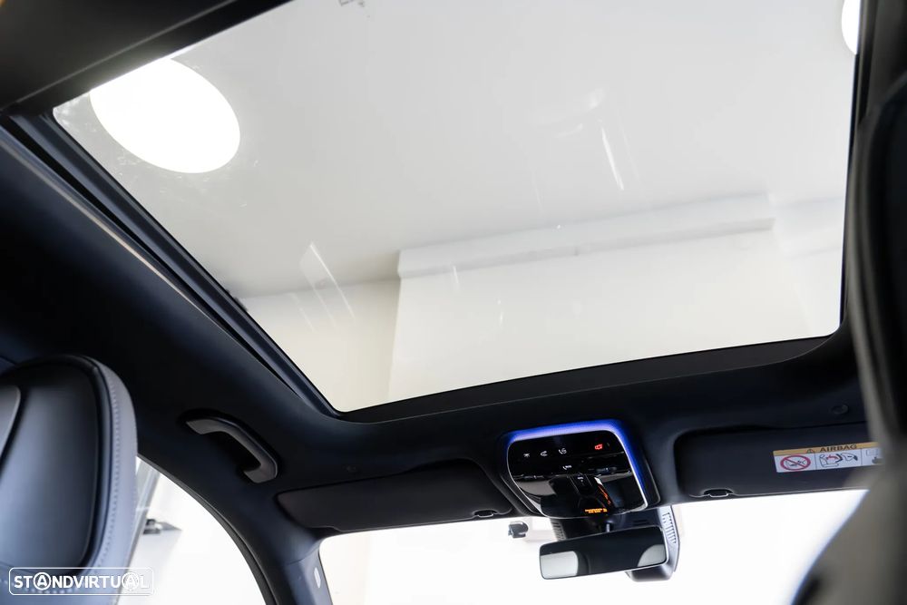 Mercedes-Benz GLC 300 e 4Matic - 24