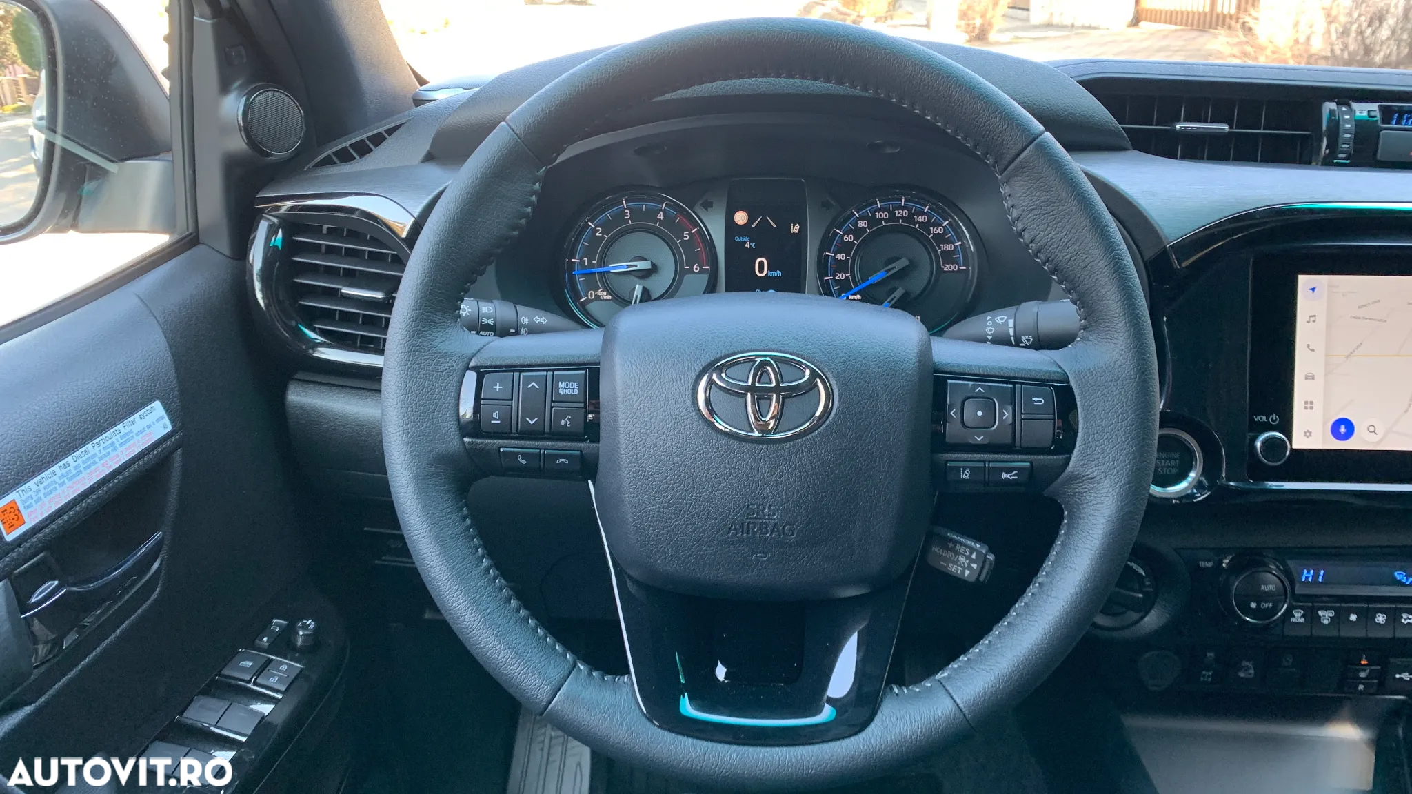 Toyota Hilux 2.8D 204CP 4x4 Double Cab AT MHEV Invincible Color Edition (3E5) - 22