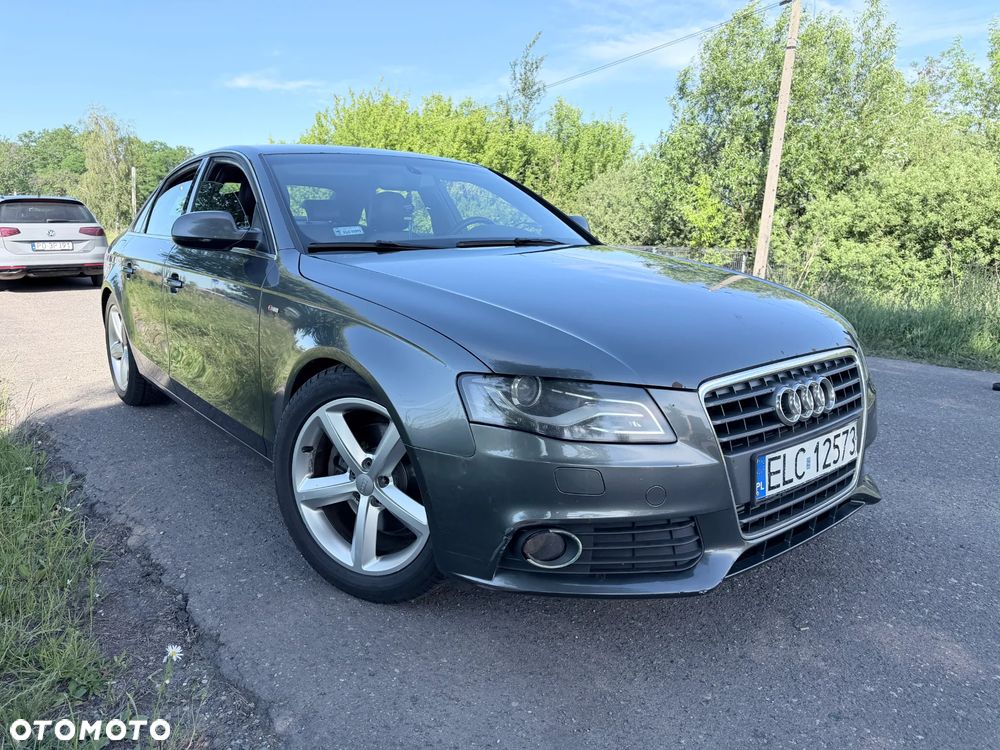 Audi A4 Limousine - 4