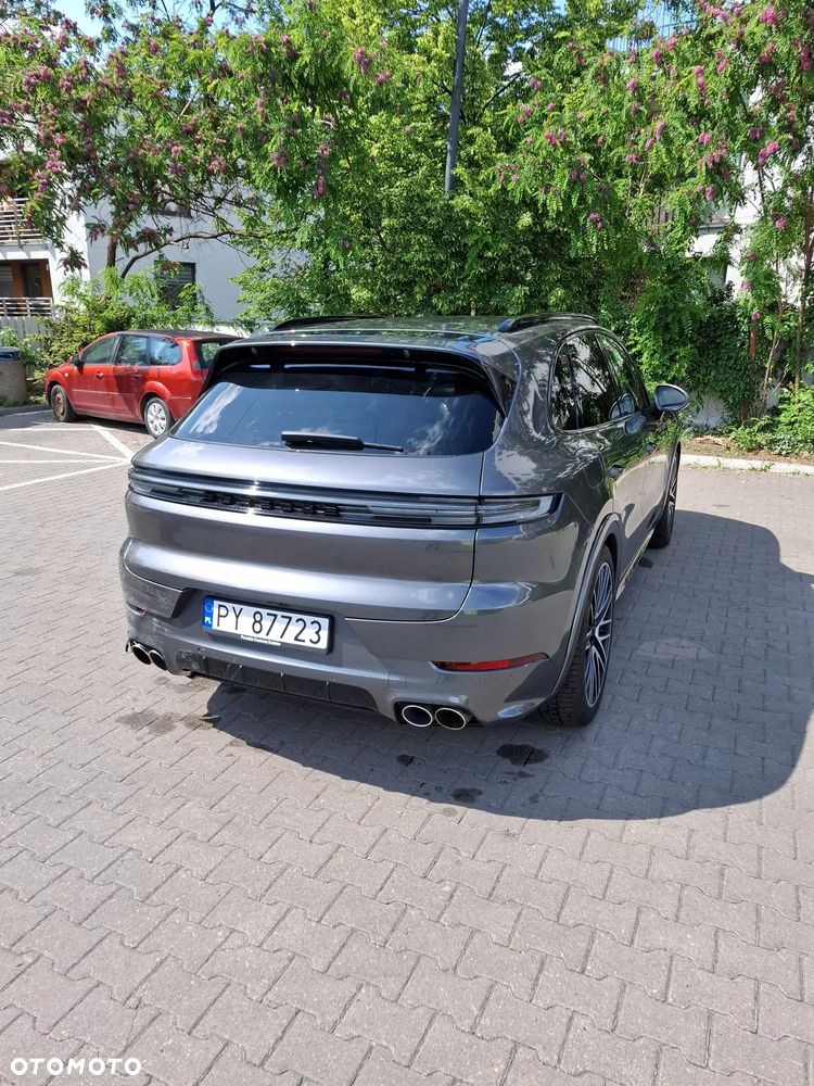 Porsche Cayenne - 19