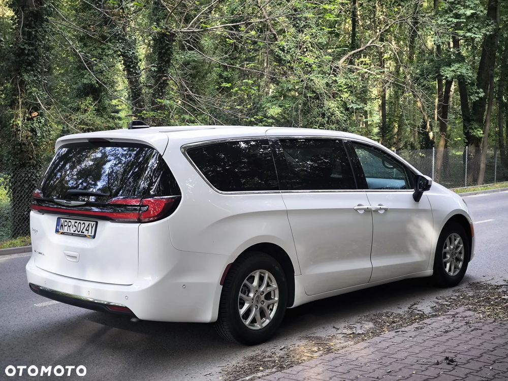 Chrysler Pacifica 2023 photo 5