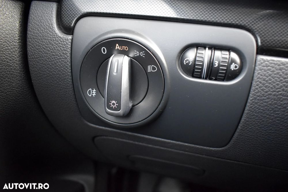 Volkswagen Golf 1.6 TDI BMT Comfortline - 16