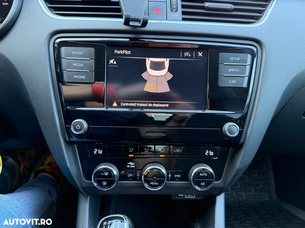 Skoda Octavia 1.6 TDI Ambition - 13