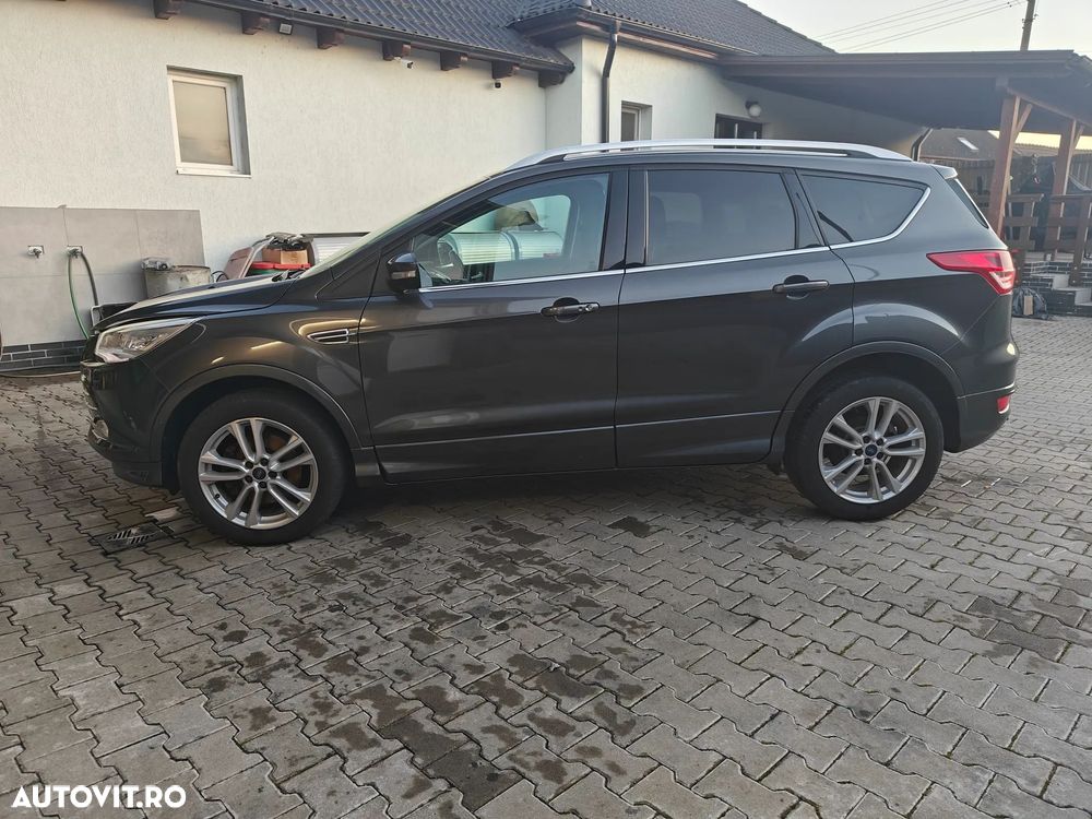 Ford Kuga 1.5 EcoBoost 4WD Titanium - 9