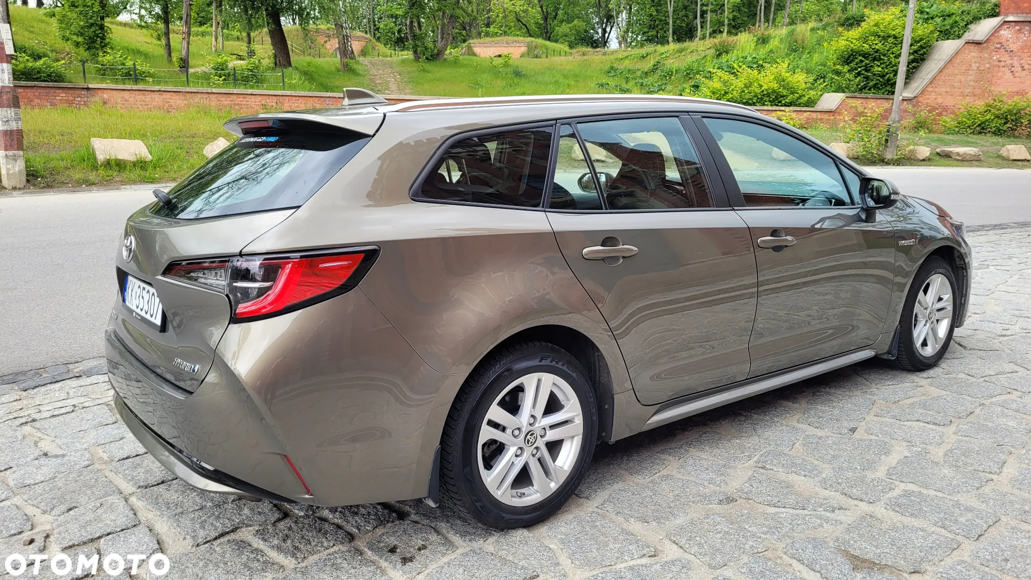 Toyota Corolla 1.8 Hybrid Comfort - 5