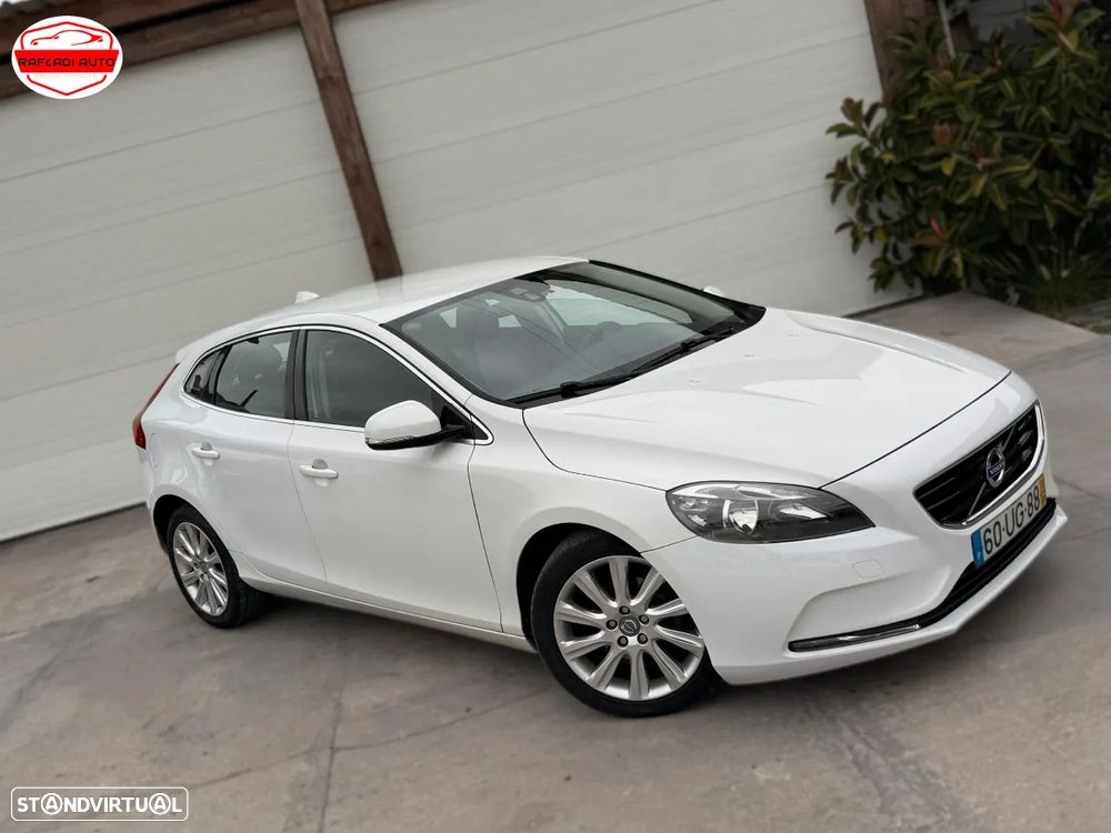 Volvo V40 D2 Momentum - 3