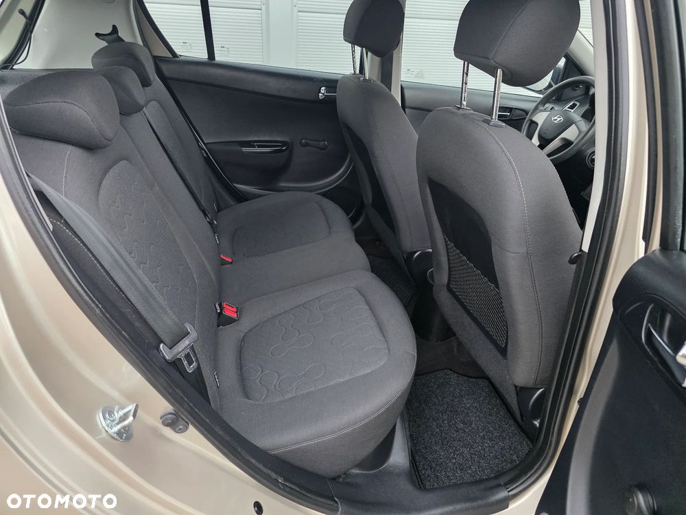 Hyundai i20 1.25 Comfort - 29