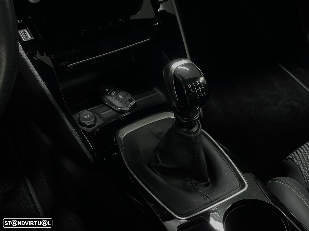 Peugeot 208 1.2 PureTech GT Line - 27